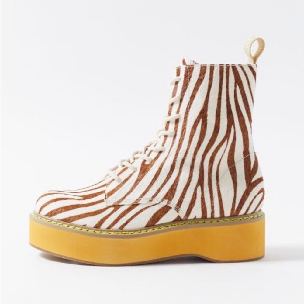 Brand new urban outfitters boots still in box